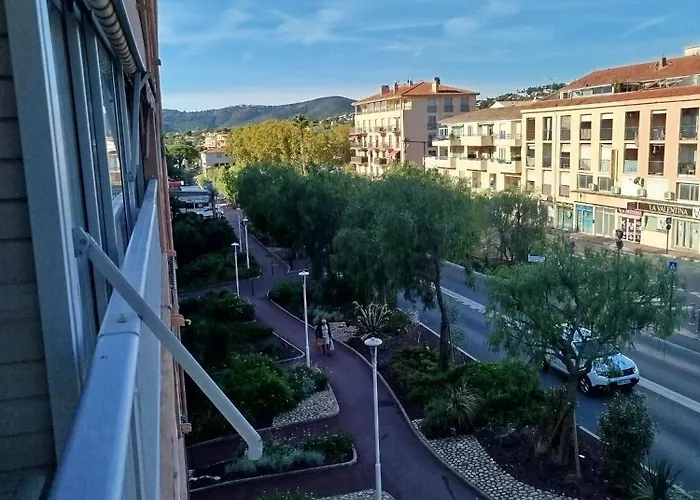 公寓 Le Victoire Fréjus